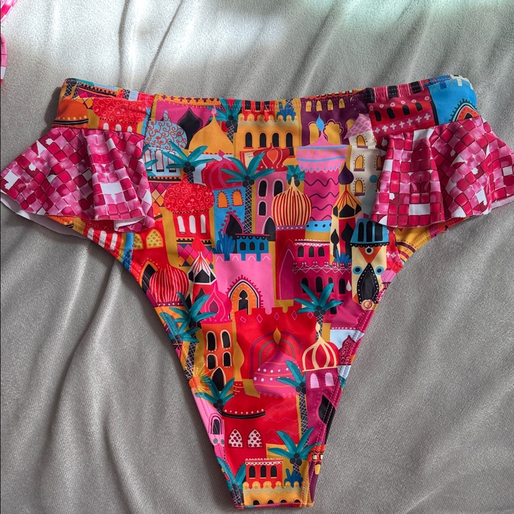 Colorful Patterned Bikini Set Medium - Picture 6 of 7
